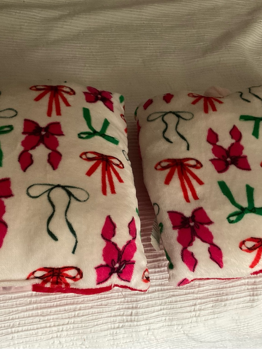 Plush Fleece Throw Pillow Covers - White with Pink, Red & Green Bows